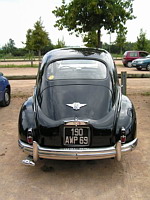 Peugeot 203 (1948-1960) (2007-08-15, pris a Bois d'Oingt (France, Rhone, Foret de la Flechere)) (04)